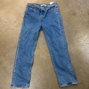 Levis wedgie straight jeans
